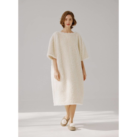 NAP Loungewear Teddy Fleece Cream fuzzy Midi Dress NWT size small loose fit - Picture 2 of 9